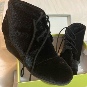 Suede Lace Up Booties Size 9.5